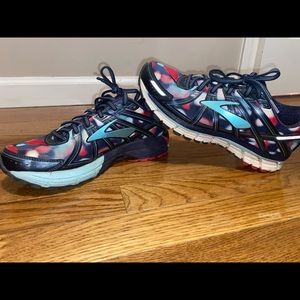 Multi color brooks women running shoes